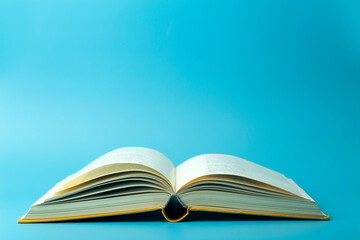 急求 从北京到宁晋的长途客车最早几点.从哪发车