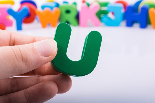 别克英朗去雾气是哪个按键(别克英朗按键灯开关在哪)